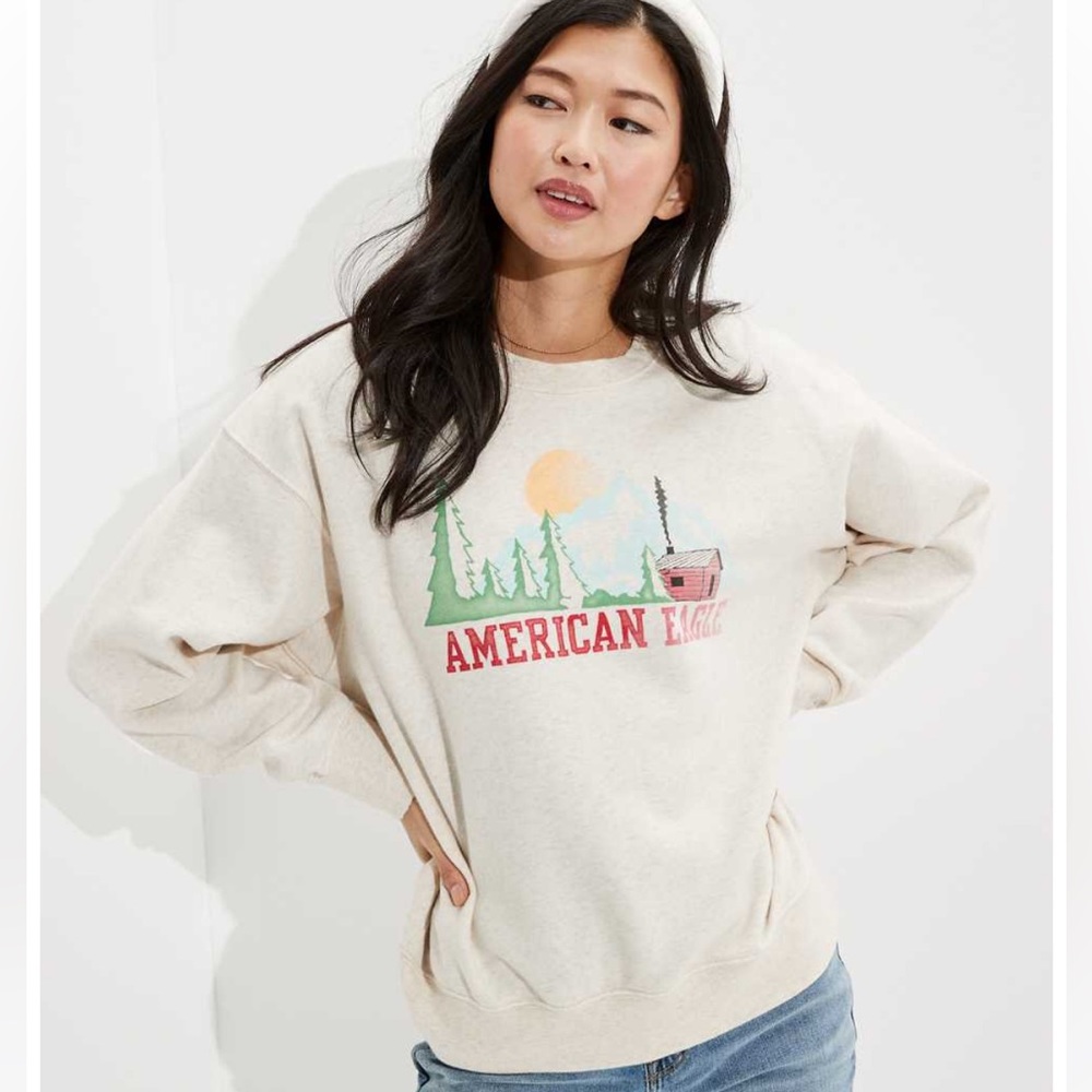 American Eagle Graphic Crewneck
